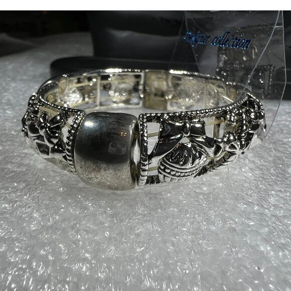 Beautiful Christmas Holiday BROKEN Bracelet Jewelry Beads Deadstock Loose BEADS - Picture 8 of 13